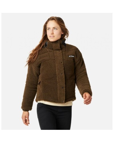 CHAQUETÓN COLUMBIA LODGE™ BAFFLED SHERPA FLEECE FEATURES Zippered hand pockets FABRICS 100% Polyester OLIVE GREEN