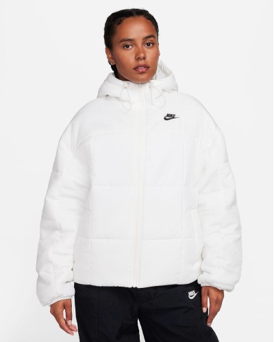 ABRIGO NIKE SPORTSWEAR CLASSIC PUFFER SAIL / NEGRO