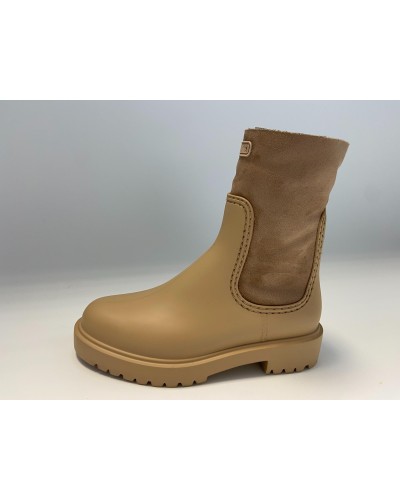 BOTA FLUOR_PON ARENA CASC