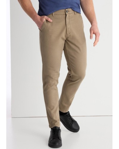 PANTALÓN LARGO CHINO BRUNO-INDIGO STRAIGHT TIRO MEDIO CAQUI