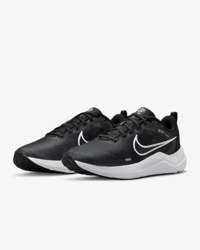 DEPORTIVO NIKE DOWNSHIFTER 12 WOMENS ROAD RUNNING NEGRO / BLANCO