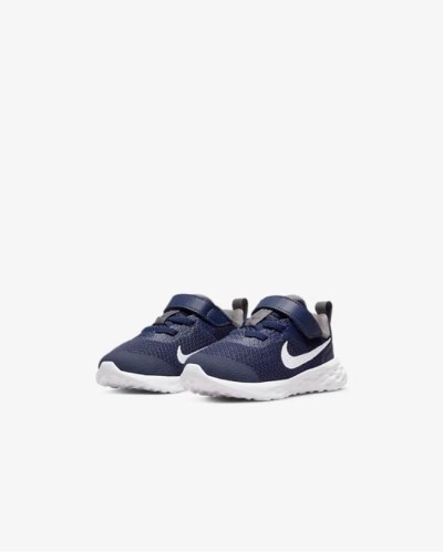 DEPORTIVO NIKE REVOLUTION