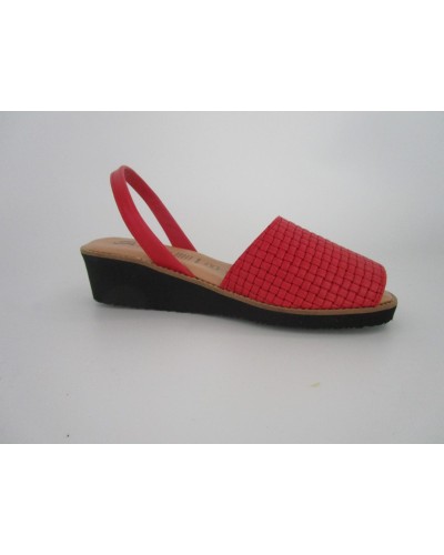MENORQUINA CARMEN TRENZA CUÑA BAJA PLANTA ANATOMICA PIEL GALO ROJO
