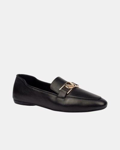MOCASÍN PIEL MODELO LARIANA BLACK
