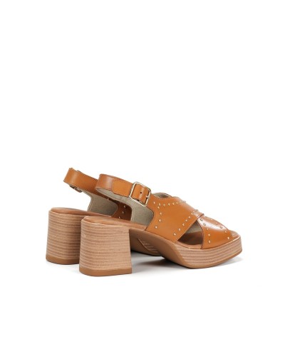 SANDALIA TACON PLATAFORMA MODELO DIAMOND PIEL TIBET CUERO