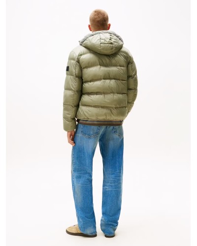 CHAQUETA CAPUCHA TOMMY JEANS MAN HOODED LOGO PUFFER EXT UTILITY SAGE
