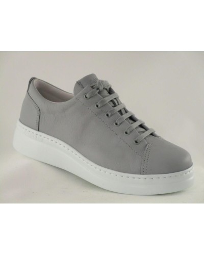 SNEAKER RUNNER UP PIEL GRIS CORDONES