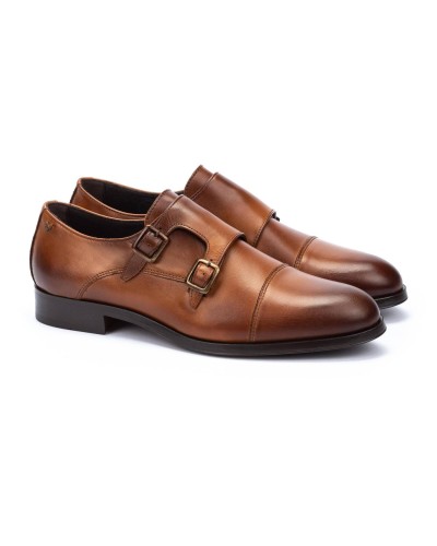 ZAPATO MODELO EMPIRE PIEL DETALLES HEBILLAS COLOR BRANDY