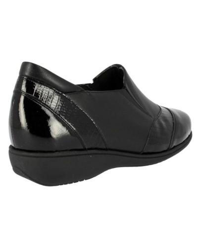 MOCASIN ELASTICO PIEL ACHAROLADO NEGRO