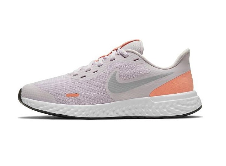 DEPORTIVO RUNNING Nike Revolution 5 
Big Kids Running Shoe LILA / PLATA / CORAL