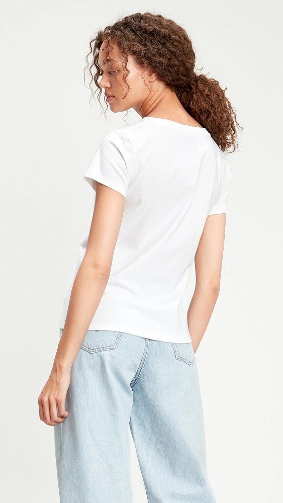 Camiseta manga corta Levis para mujer en color blanco