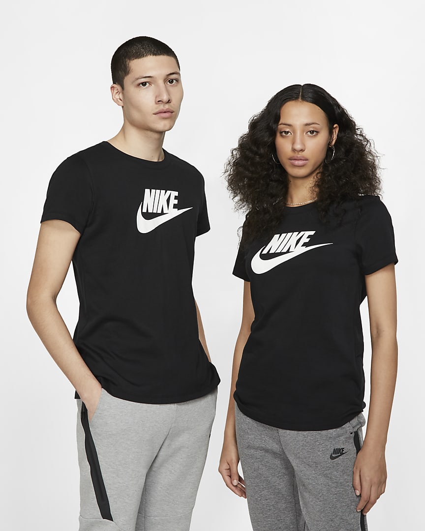 CAMISETA MANGA CORTA Nike Sportswear Essential T-shirt NEGRO TEJIDO: LISO 100% ALGODN, JASPEADO: 50%-100% ALGODN 0%-50 POLESTER