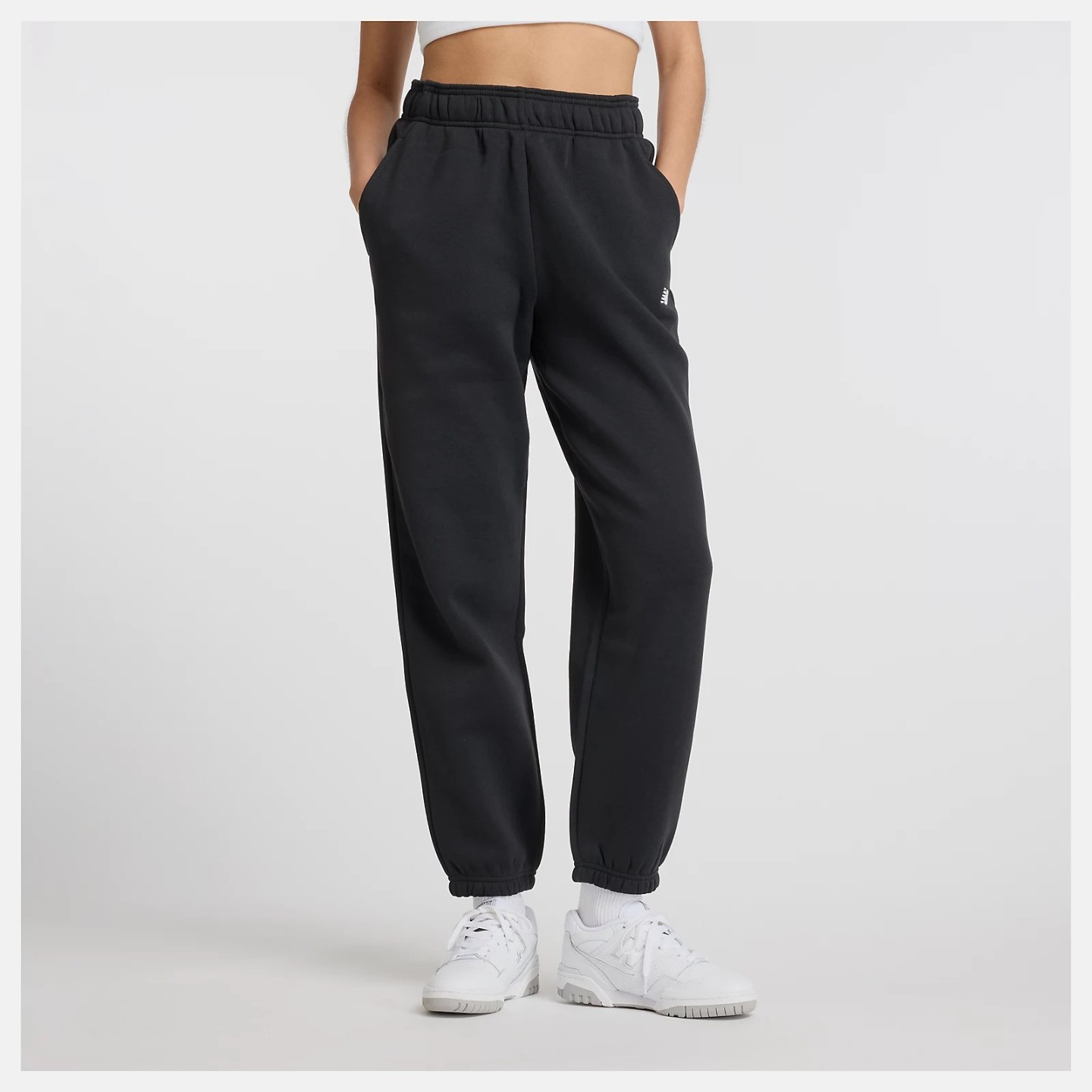 PANTALN LARGO SPORT ESSENTIALS FLEECE JOGGER BLACK